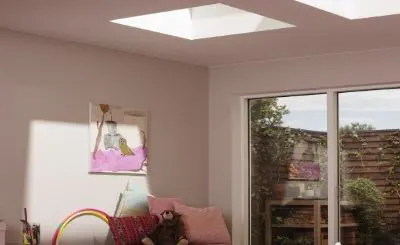 Czy na płaskim dachu warto zastosować okna specjalistyczne VELUX?