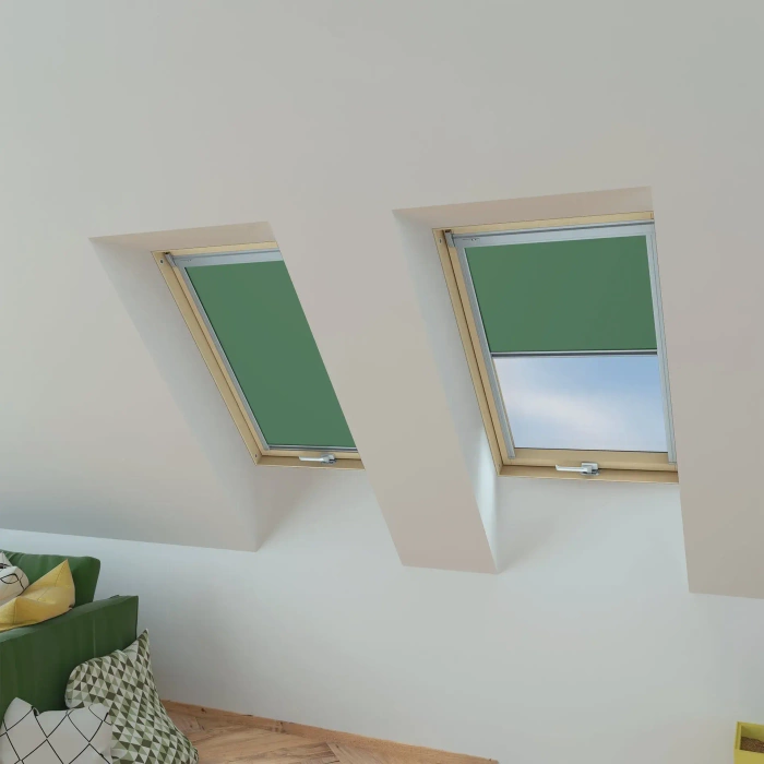 Roleta wewnętrzna do okna dachowego Fakro ARP Z-W/016 134x140 rozpraszająca elektryczna