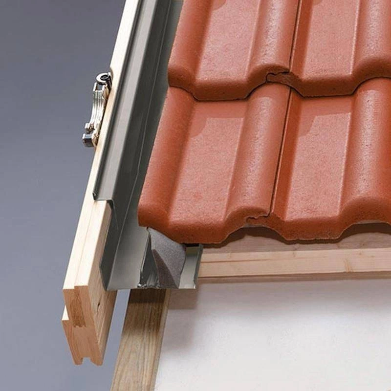 Zestaw okno dachowe VELUX GLL MK06 1061 3-szybowe + kołnierz EDW 2000 falisty 78x118