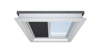 Roleta do okna do dachu płaskiego ROOFLITE+ FSA 1047 czarny 60x60 solarna