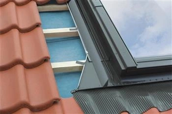 Kołnierz do okna dachowego Fakro EHN-P RAL 7022 78x118 do pokryć falistych