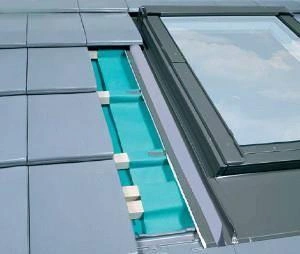 Kołnierz do okna dachowego Fakro EZV-FT RAL 7016 94x180 do dachówki płaskiej