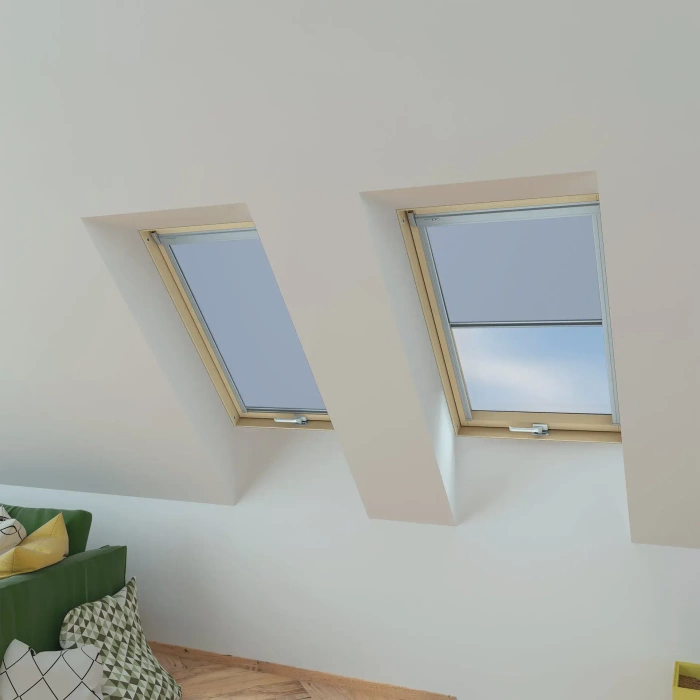 Roleta wewnętrzna do okna dachowego Fakro ARP Z-W/014 134x140 rozpraszająca elektryczna