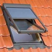 Markiza zewnętrzna do okna dachowego Fakro AMZ Z-W/089 RAL 7022 94x118 elektryczna