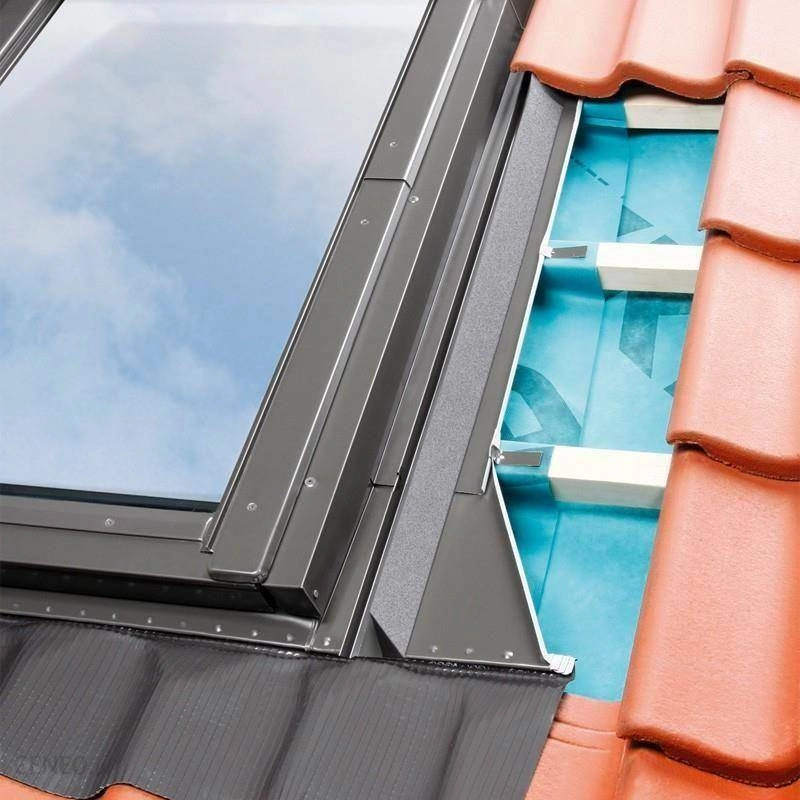 Kołnierz do balkonu dachowego Fakro EHV-AT/G RAL 7022 78x255 do pokryć wysokoprofilowanych