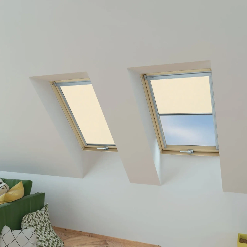 Roleta wewnętrzna do okna dachowego Fakro ARP Z-W/007 94x98 rozpraszająca elektryczna