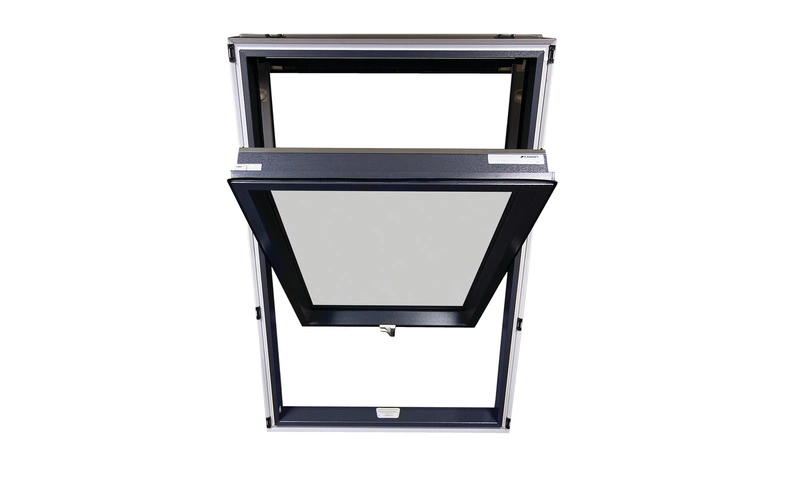 Okno dachowe Fakro PTP-V/AC U4 RAL 7022 66x118 3-szybowe PVC