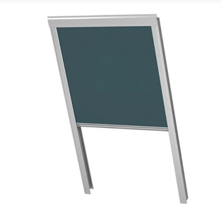 Roleta do okna dachowego ROOFLITE+ DUA F6A 4232 VL zaciemniająca ciemno turkusowa 66x118