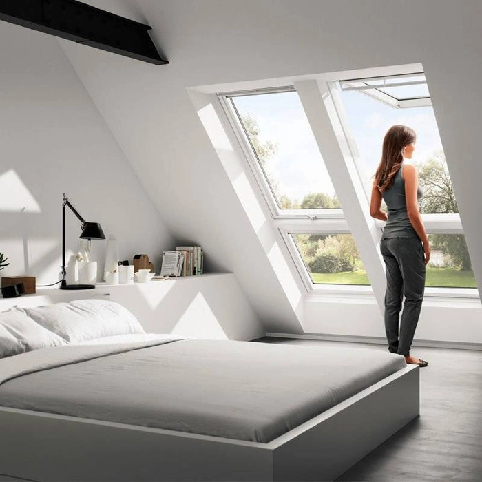 Okno dachowe Velux GPU FK08 0066 66x140 3-szybowe drewniano-poliuretanowe
