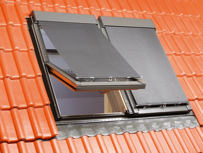 Markiza zewnętrzna do okna dachowego Fakro AMZ/089 RAL 7022 NEW 115x137 manualna