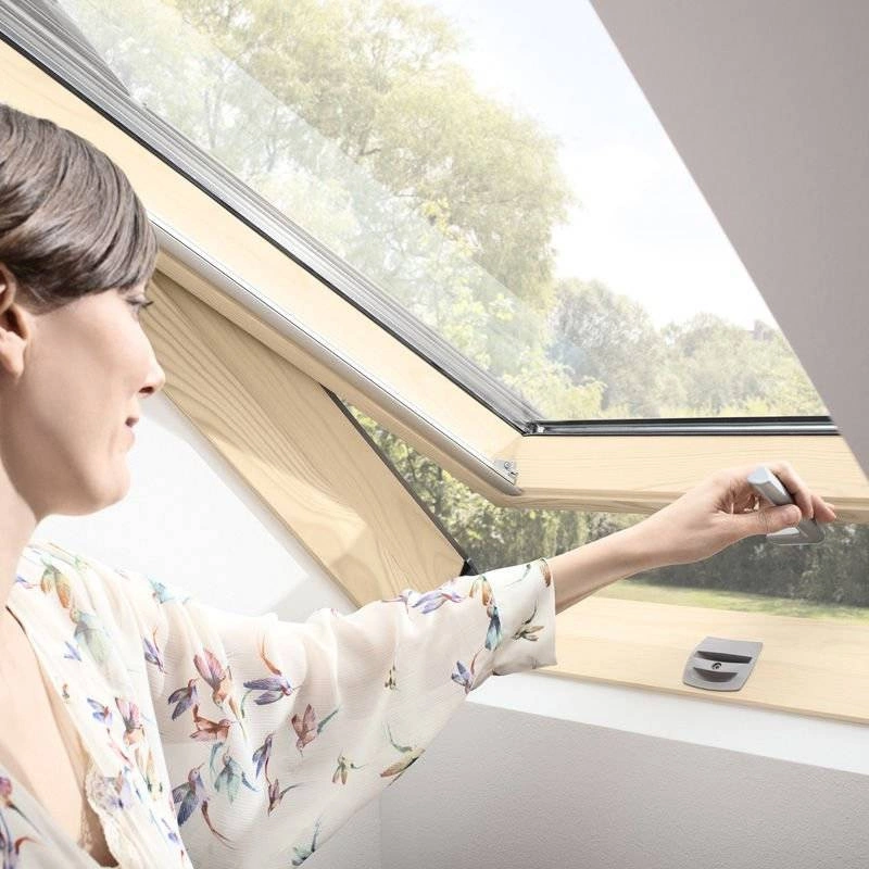 Okno dachowe Velux GZL SK08 1051 114x140 2-szybowe drewniane