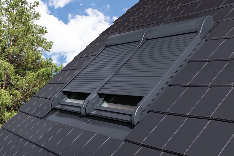 Roleta zewnętrzna FAKRO ARZ KOMFORT E230 102 55x118