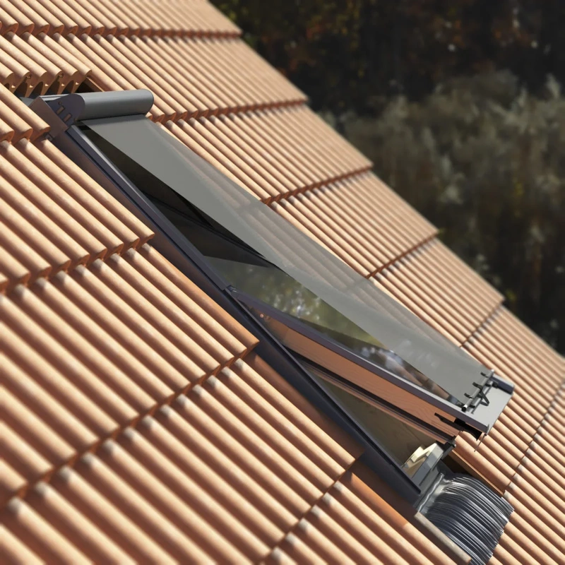 Markiza do okna dachowego ROOFLITE+ MIA MXA 4260 VL manualna czarna 78x