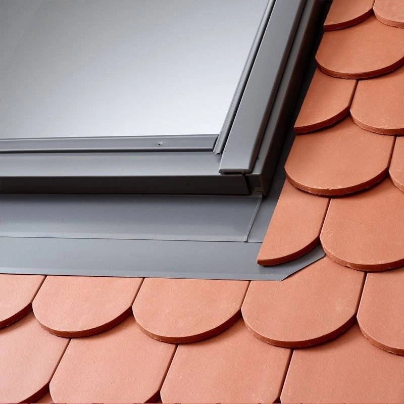 Kołnierz z BFX do okna dachowego Velux EDB CK06 1000 RAL 7043 55x118 do karpiówki