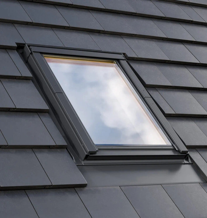 Kołnierz do okna dachowego ROOFLITE+ FTX M8A RAL 7043 78x140 do dachówek płaskich