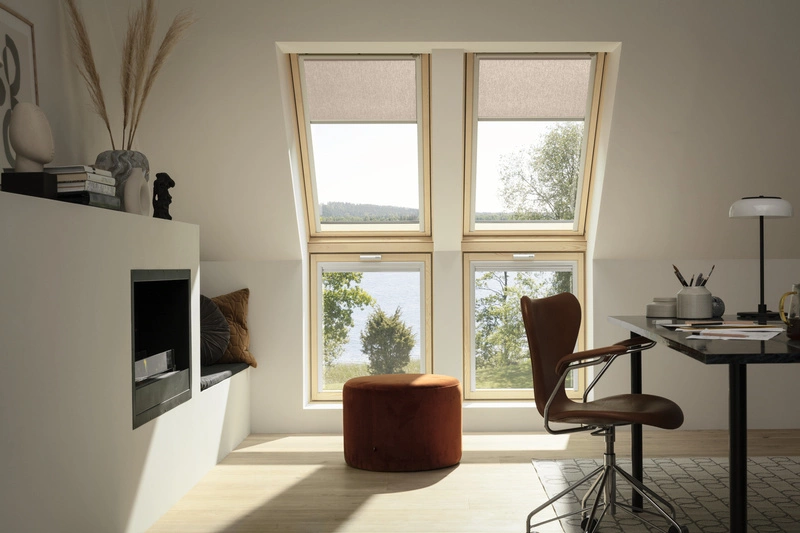 Okno dachowe Velux GLL FK06 1064 RAL 7043 66x118 3-szybowe drewniane