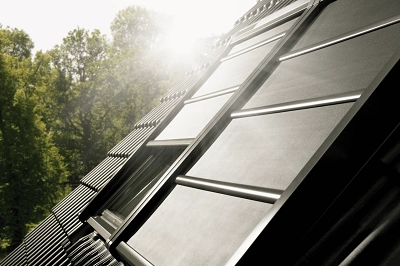 Markiza zewnętrzna do okna dachowego Velux SSS PK08 0000S 94x140 solarna