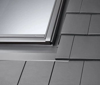 Kołnierz do okna dachowego Velux EDT MK08 0000 do dachówek płaskich RAL 7043 78x140