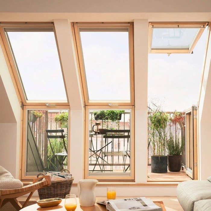 Balkon dachowy Velux GEL M08 2365 78x140 3-szybowy drewniany góra