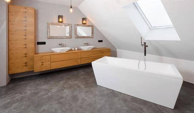 Okno dachowe ROTO Designo R79 K Standard PVC 114x140 3-szybowe