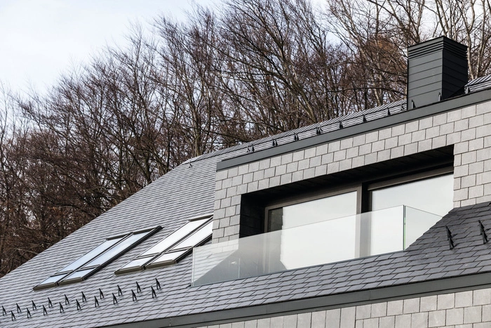 Okno dachowe Fakro FXP P5 RAL 7022 114x88 3-szybowe nieotwierane