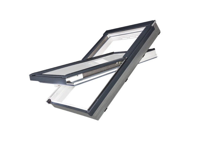 Okno dachowe Fakro PTP-V P50 ABMX RAL 7016 114x118 3-szybowe PVC