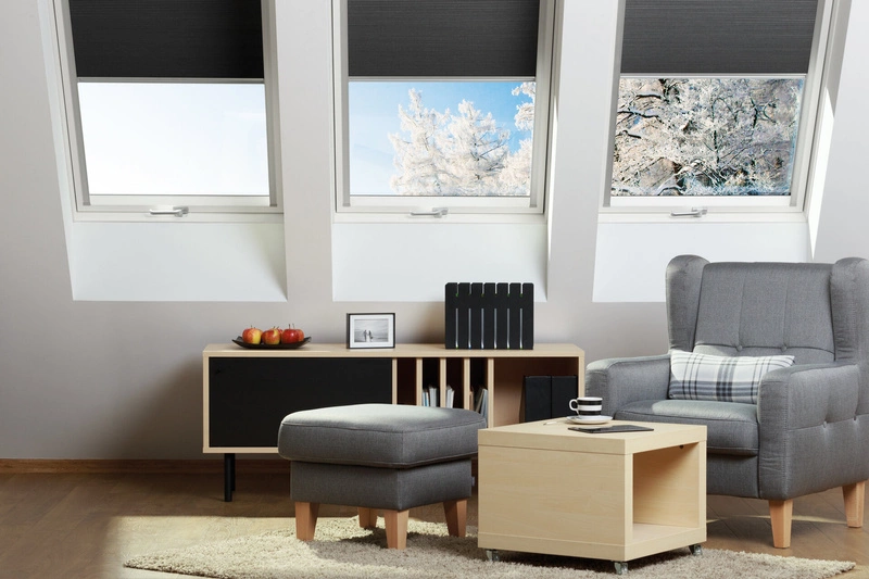 Okno dachowe Fakro FTU-V U4 RAL 7022 78x160 3-szybowe drewniano-poliuretanowe