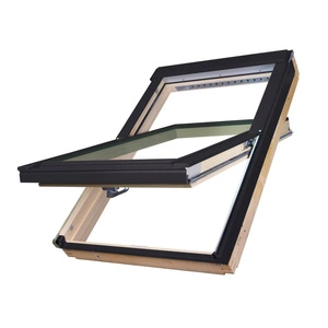 Okno dachowe Fakro FTP-V U4 RAL 9005 114x118 3-szybowe drewniane