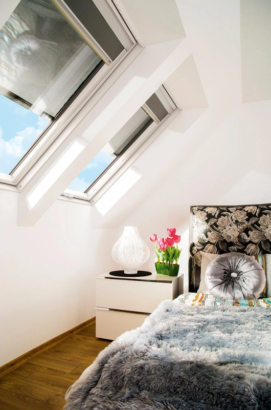 Okno dachowe Fakro PTP U4 RAL 7022 114x140 3-szybowe PVC