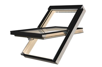 Okno dachowe Fakro PTP-V/PI U4 RAL 9005 55x78 3-szybowe PVC
