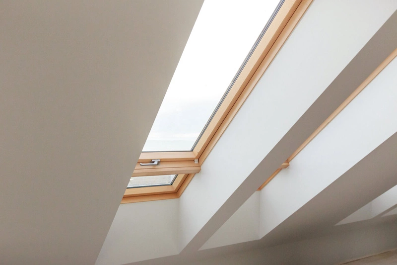 Okno dachowe Fakro FXP P5 RAL 7022 78x95 3-szybowe nieotwierane