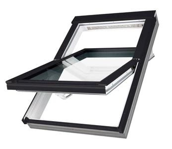 Okno dachowe Fakro PTP-V U4 RAL 9005 94x98 3-szybowe PVC