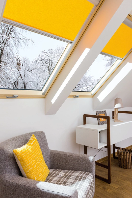 Okno dachowe Fakro FTT U8 Thermo RAL 7022 114x118 4-szybowe drewniane