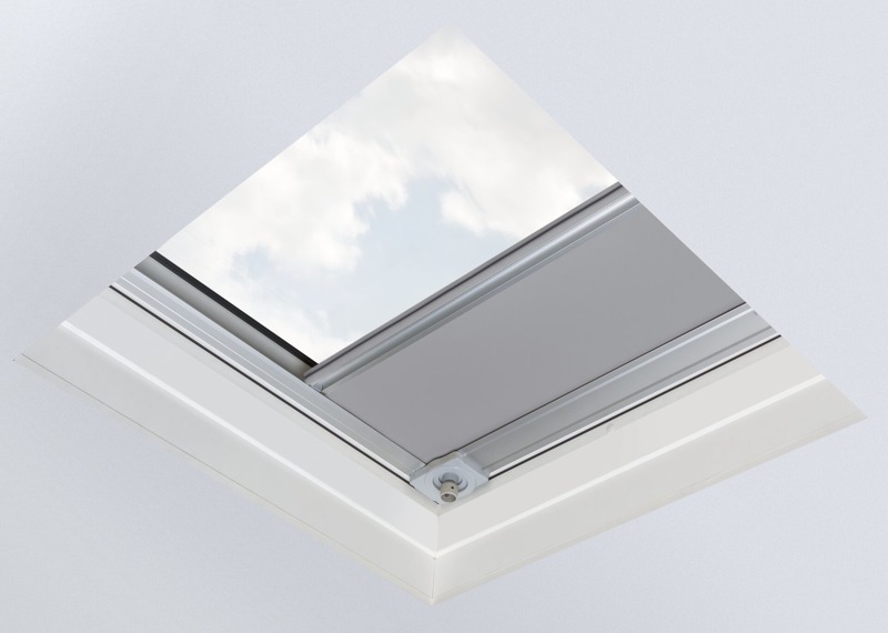Roleta do okna dachowego FAKRO ARF/D 052 90x120 ręczna